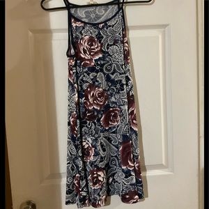 Ladies floral soft dress size medium